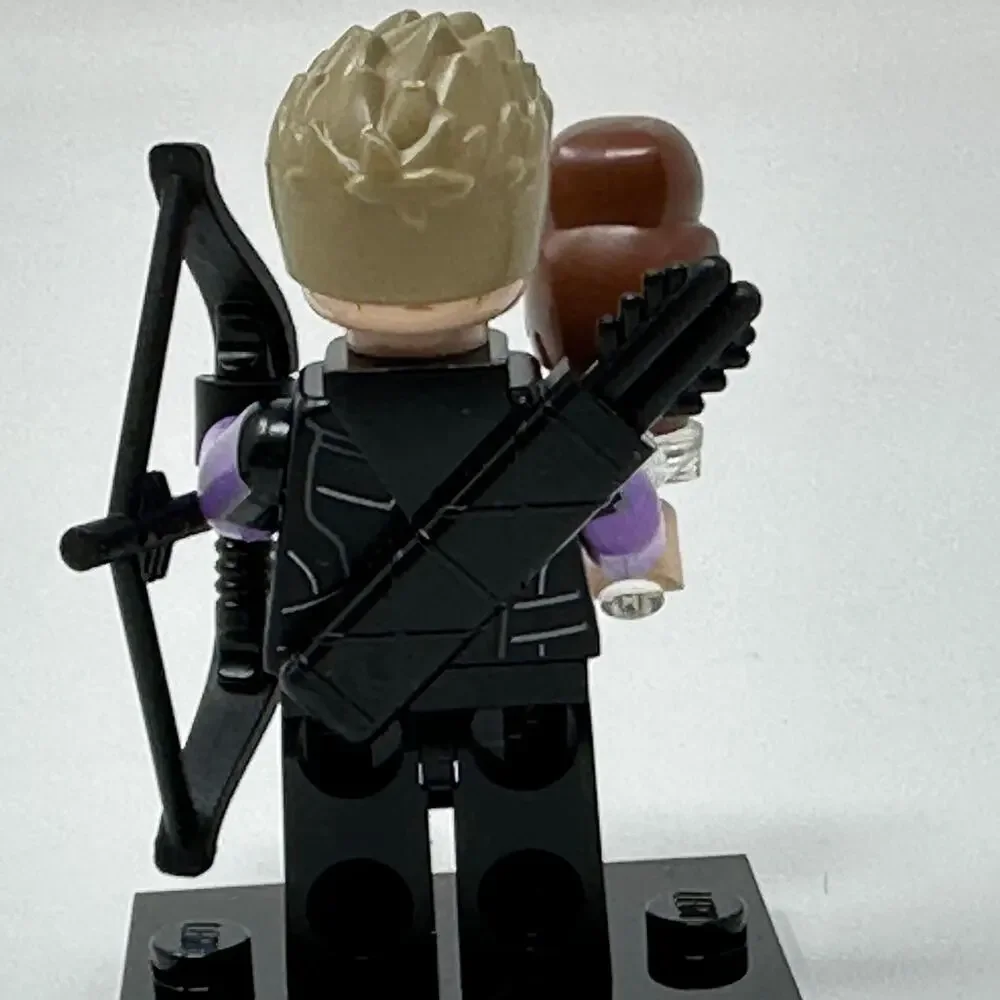 LEGO Marvel MCU Minifigure Hawkeye Clint Barton Bow Quiver Owl Series 2 71039